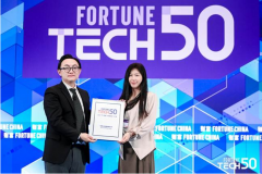 <b>UTG超薄柔性玻璃无疑是</b>